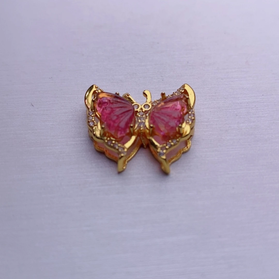 颈饰未镶嵌碧玺蝴蝶魔盒yy