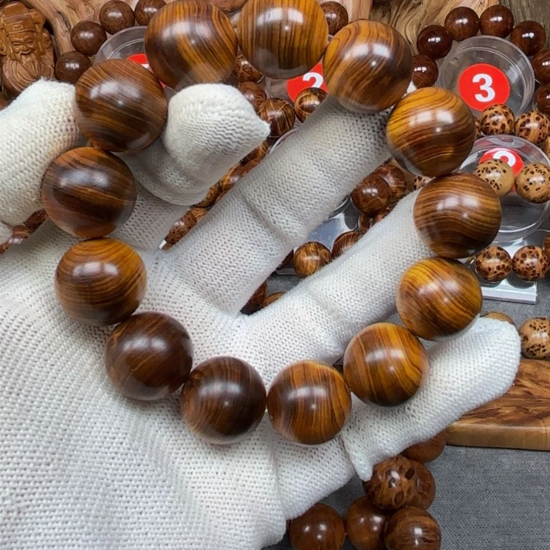 柏木（崖柏）阿***体太行崖柏陈化黑骨香料1.8