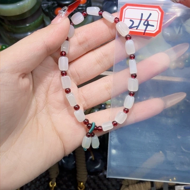 和田玉和田玉边角料随机发未镶嵌