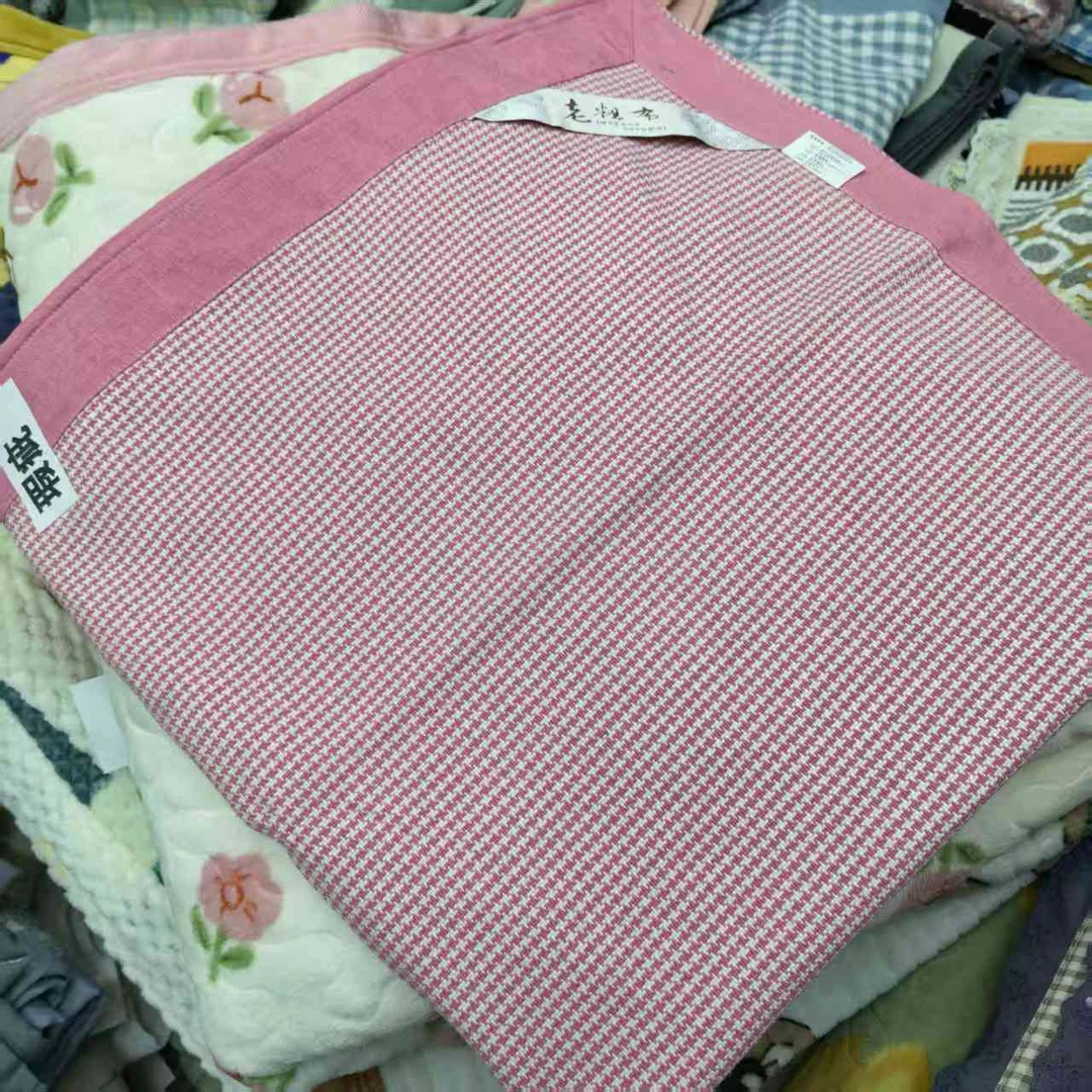 瑕疵<特价>【沙发巾单件】<粉白小千鸟>1X2m<±5cm>学生单人