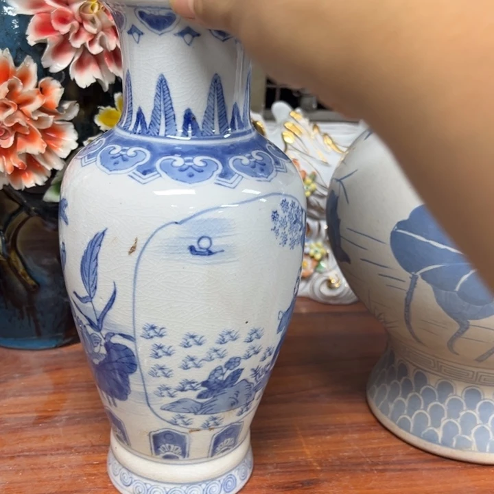 瓷片微瑕陶瓶。。。。。。。。。。。。