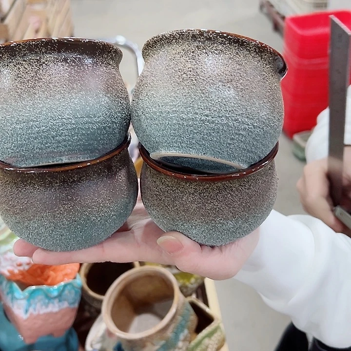 有孔.凑满10元发货多肉陶瓷花盆！
