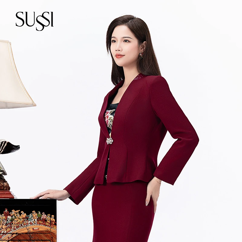 SUSSI/古色秋商场同款新年红装显白收腰长袖一粒扣短外套女