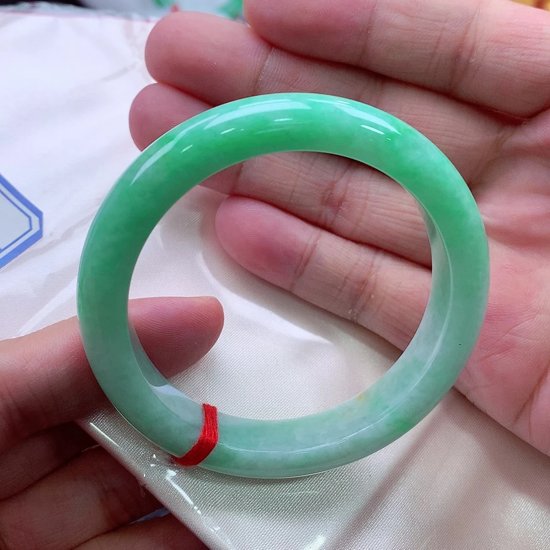 未镶嵌手镯翡翠翡翠