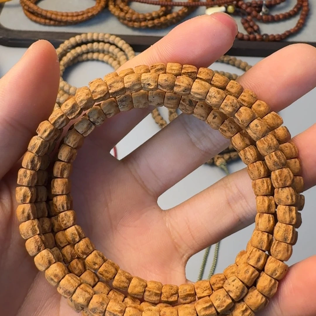 X***.吊坠柏香籽/百香籽