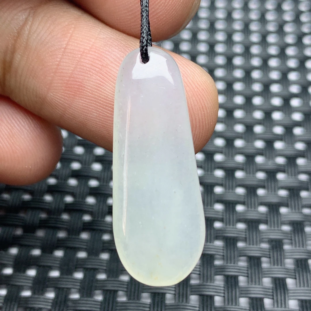 缅甸A货天然翡翠糯冰种女款白色福瓜吊坠小福瓜女款精致小巧挂坠