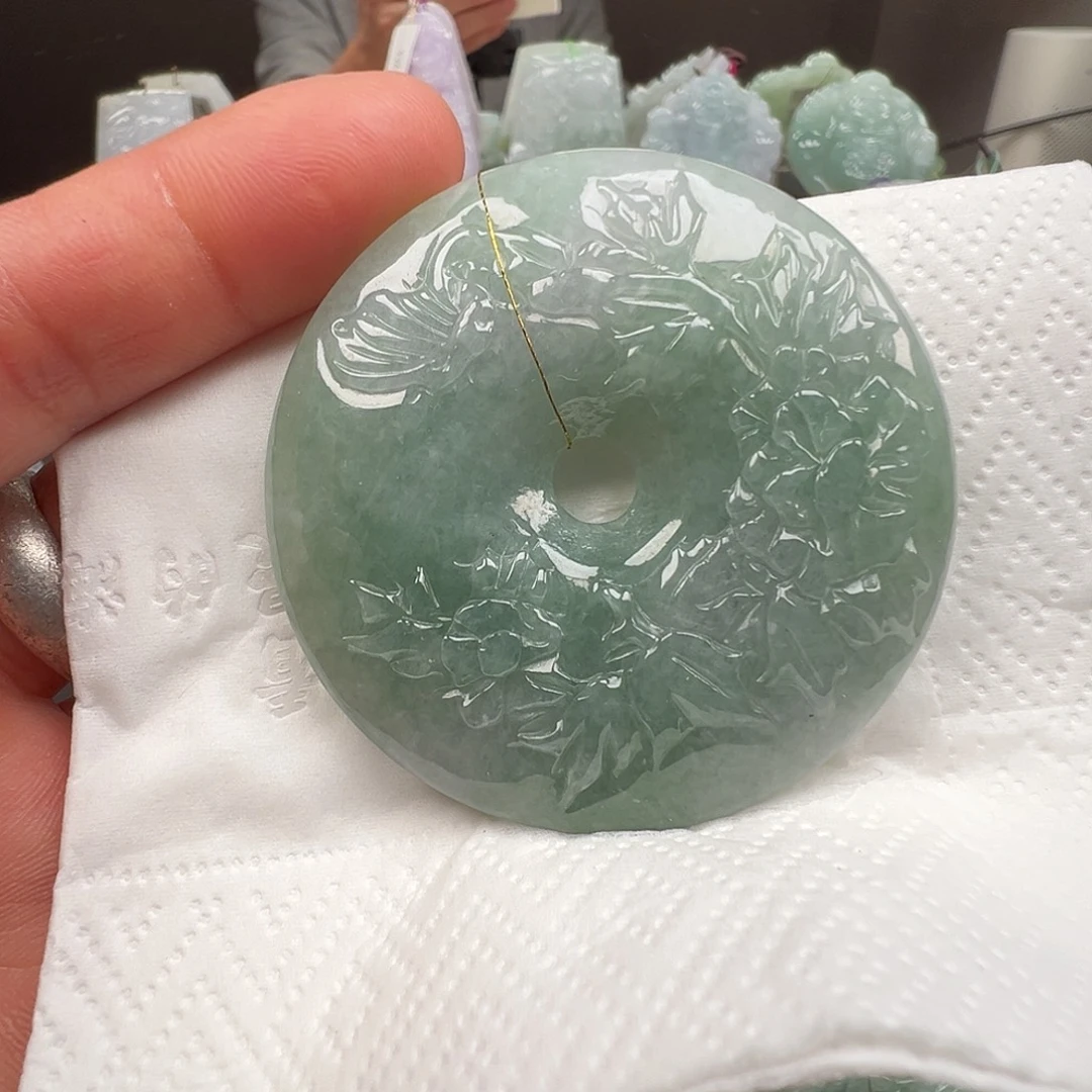 翡翠未镶嵌颈饰花开富贵平安扣