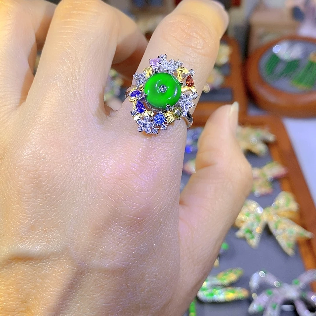 颈饰银S925镶嵌翡翠