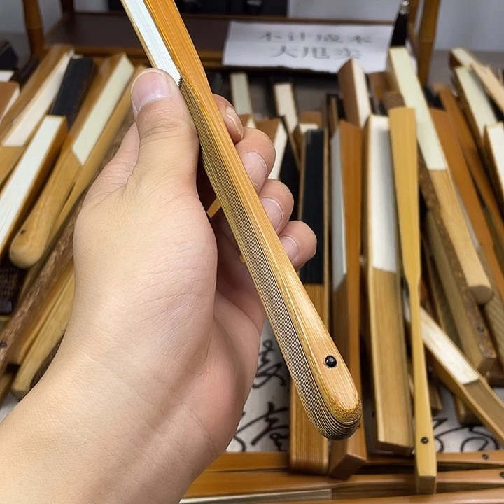 r***寧扇子三合青小茄头95-16-2.0