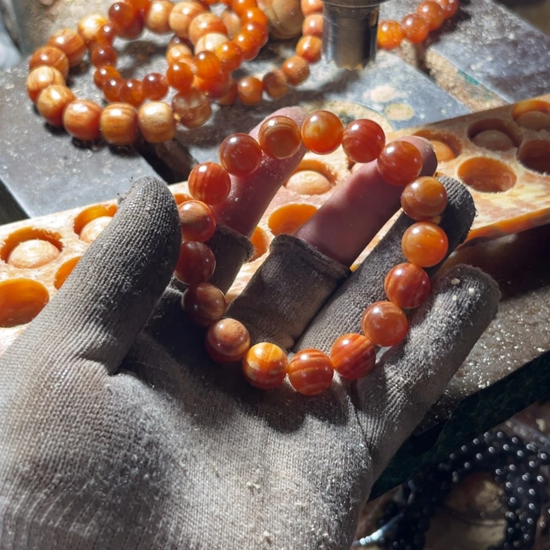 彝***人松木（琥珀木）手串/手链1.2冰透