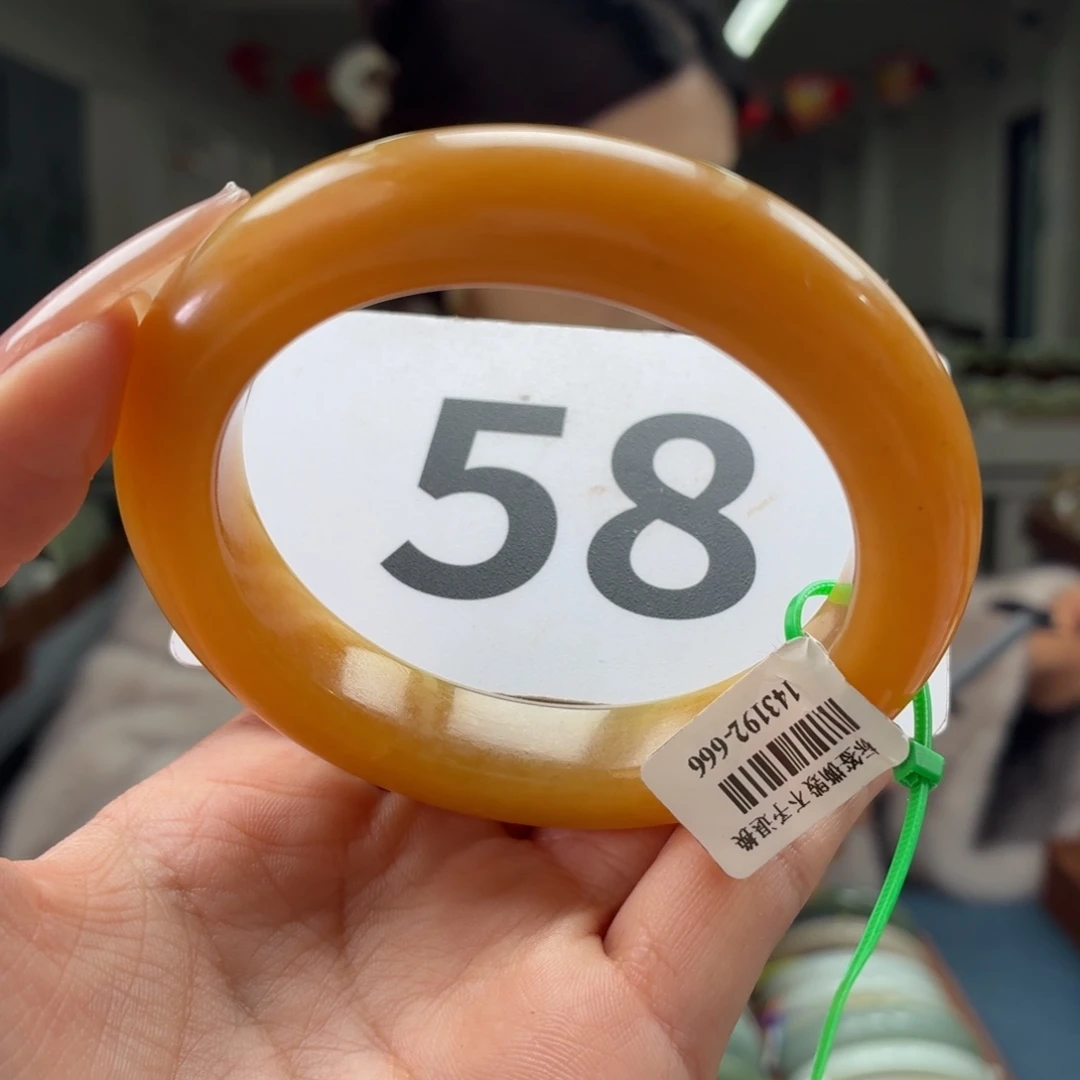 和田玉未镶嵌手镯57 58