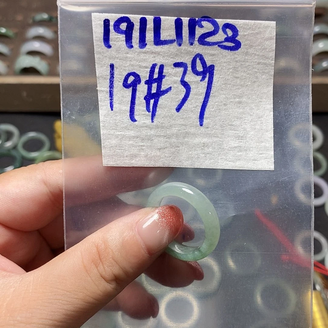 未镶嵌定制翡翠翡翠