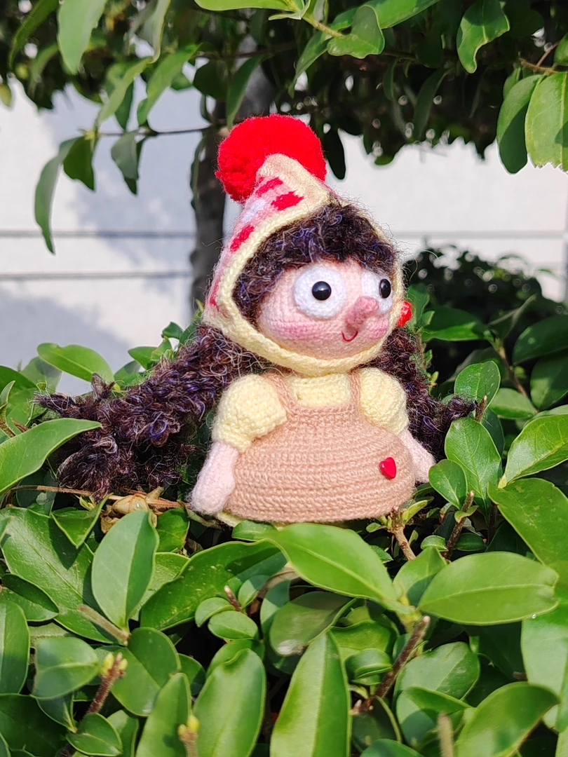 棋盘格丝丝小姐，纯手工钩织