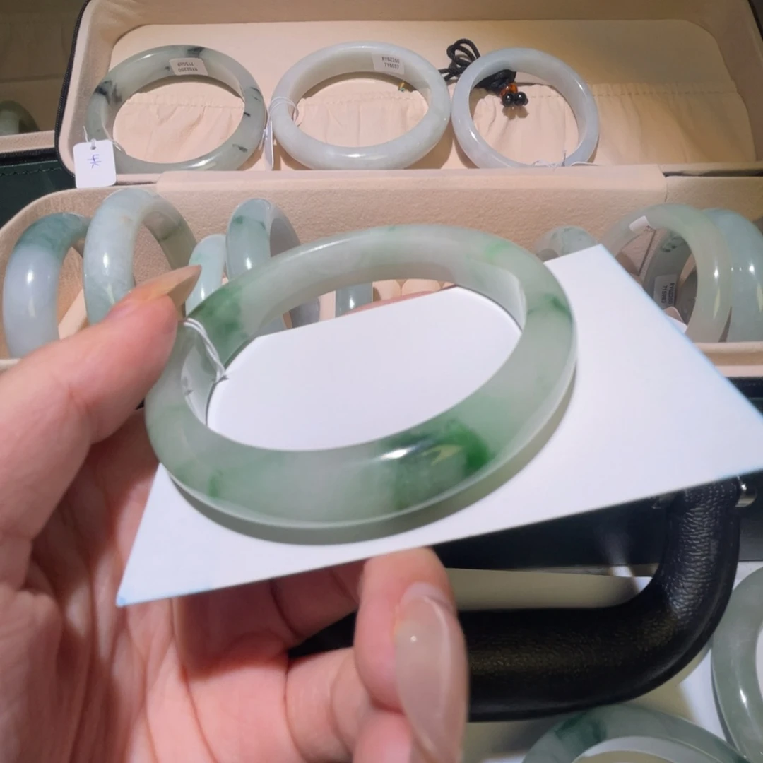 A****珐琅非金属糯冰绿飘花59高冰大漏