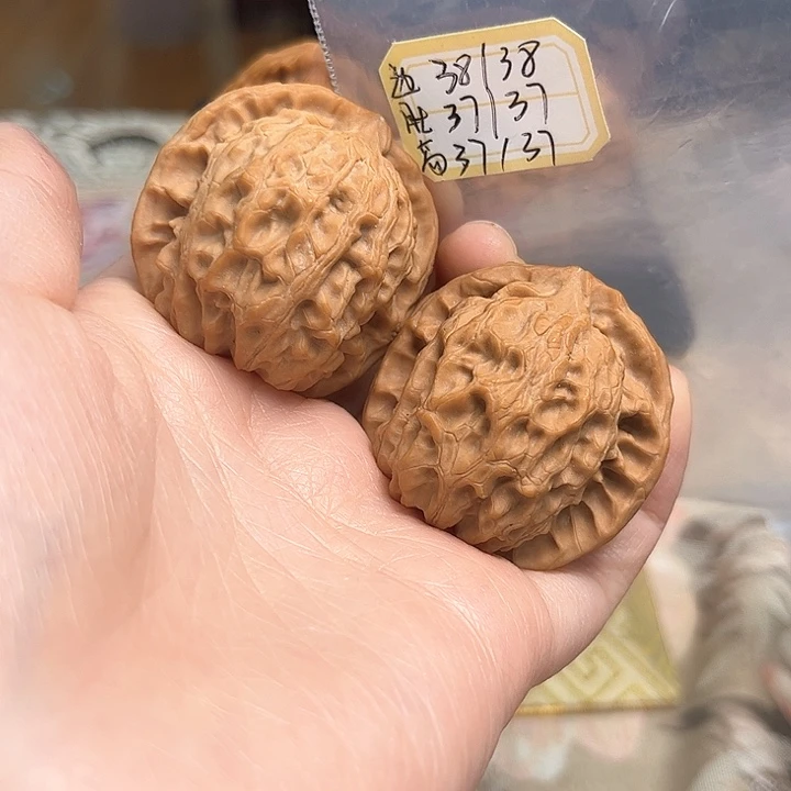 文玩核桃把件非嫁接北京
