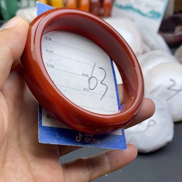 石英质玉未镶嵌手镯