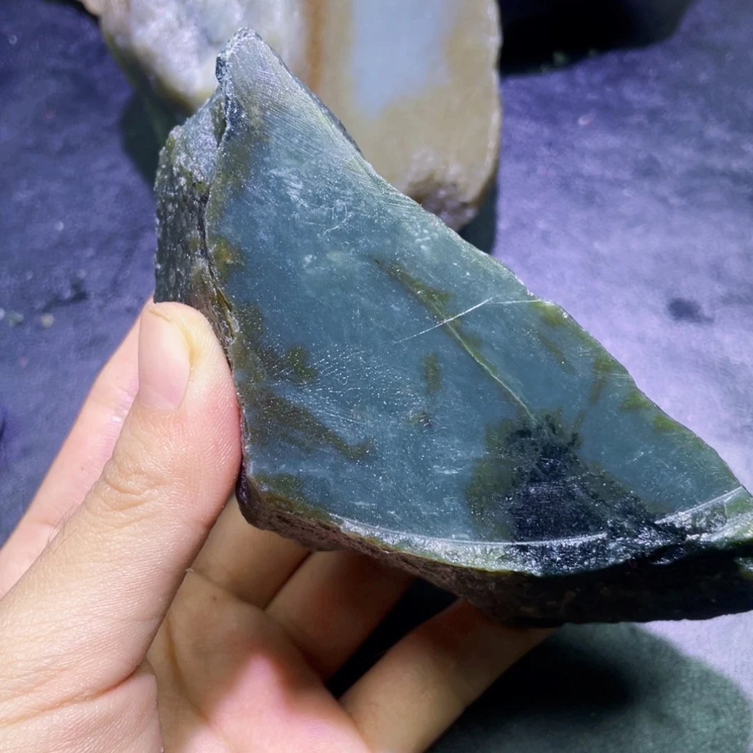 和田玉未镶嵌珠宝半成品