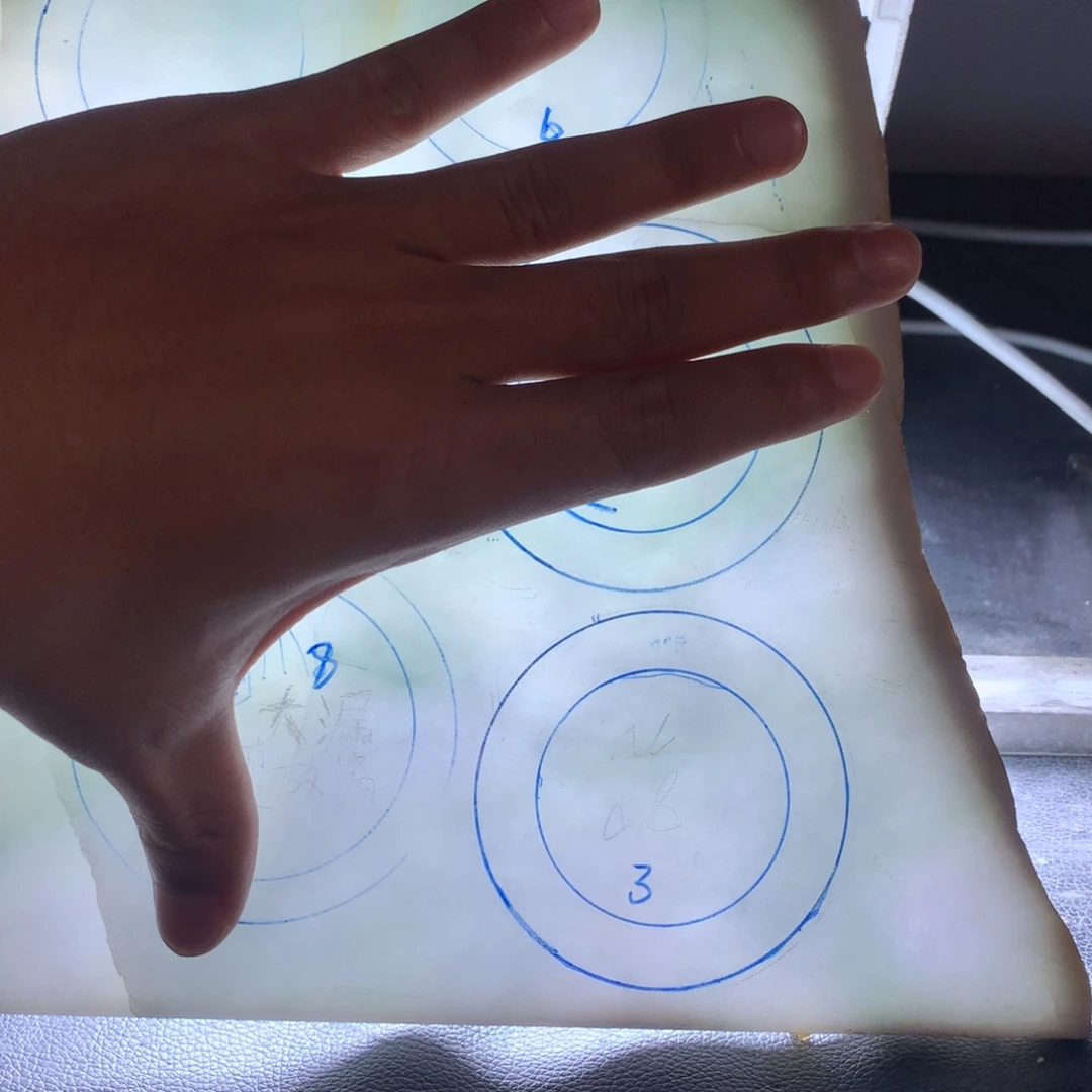 定制翡翠手镯未镶嵌因****彩