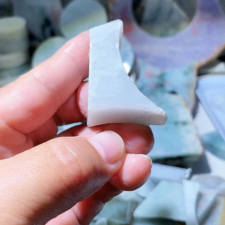 散珠翡翠边角料102