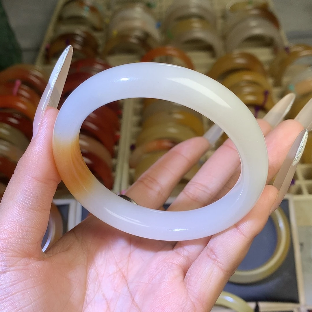 石英质玉（黄龙玉）未镶嵌手镯