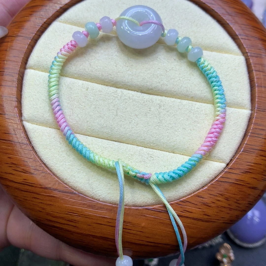 翡翠未镶嵌颈饰天然A货