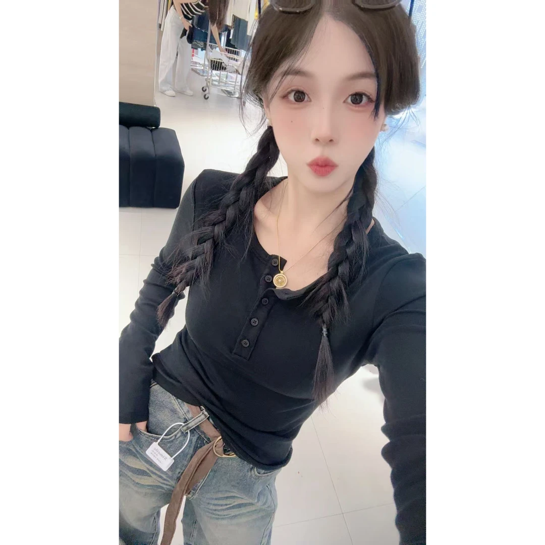 8907简约纽扣打底T恤衫