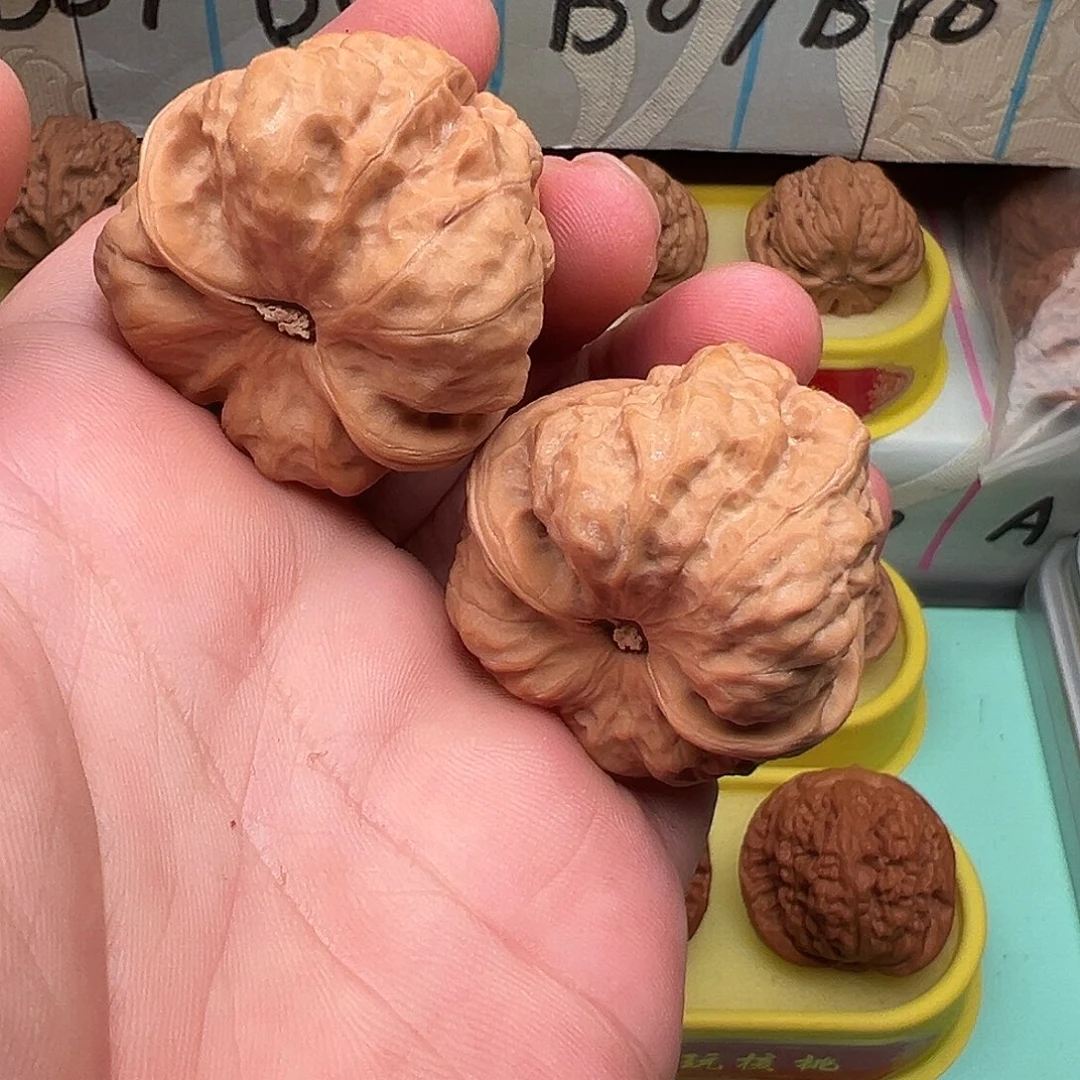 文玩核桃吊坠蛤蟆42