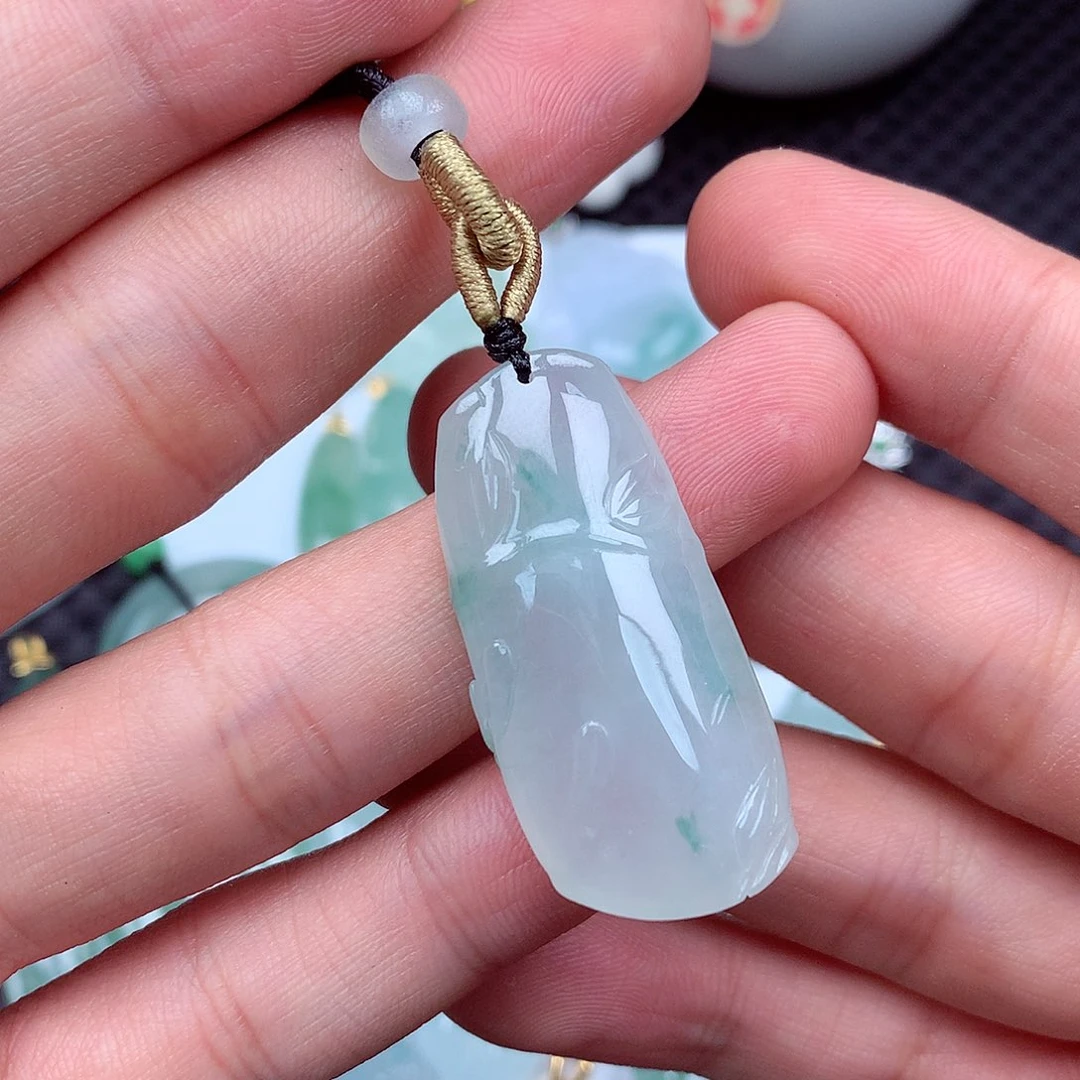 吊坠(不含链)18K金镶嵌翡翠