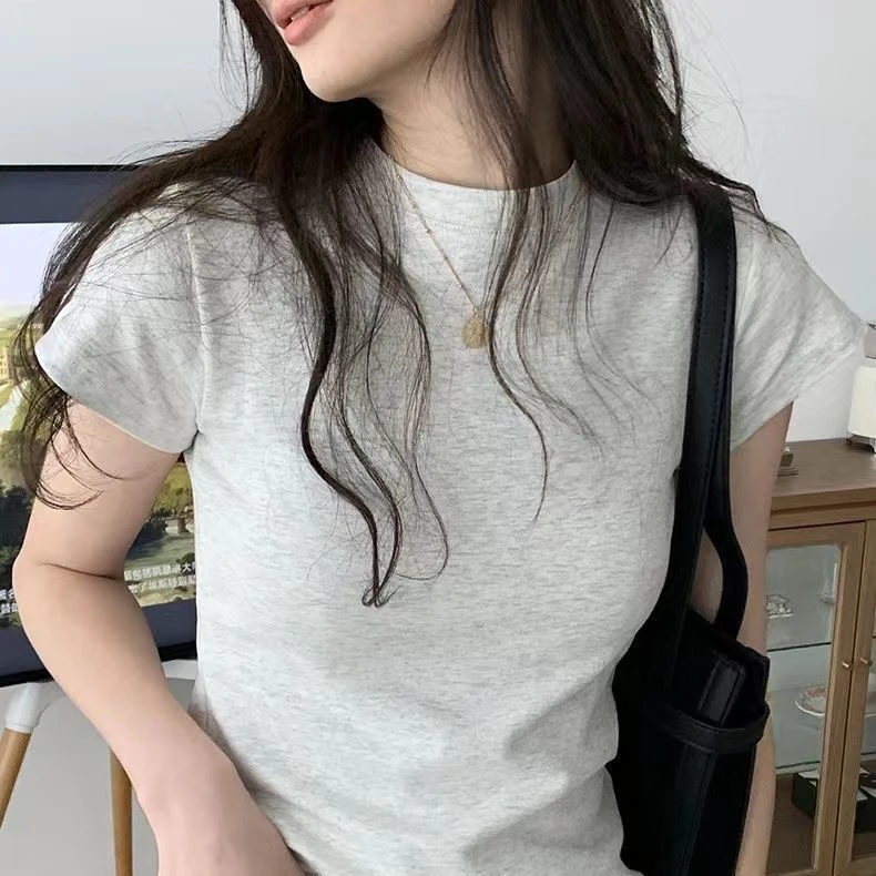 2025外穿美式正肩短袖T恤女显修身设计感夏季辣妹圆领上衣女百搭