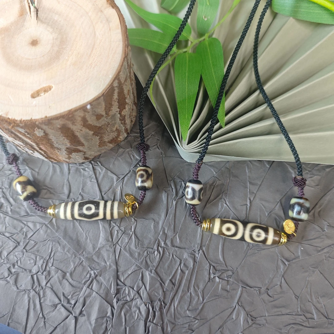 大鹏宝盖三眼T珠玛瑙吊坠-多样性发其一-y2236