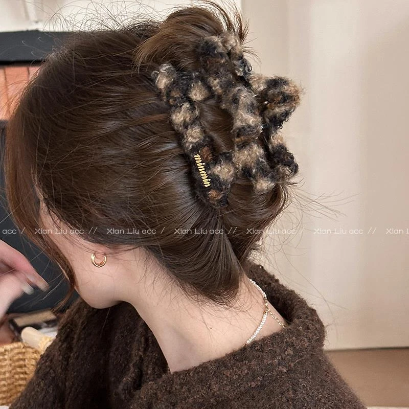 毛绒豹纹头发抓夹女2025新款外出百搭发箍高弹力扎发大肠发圈发饰
