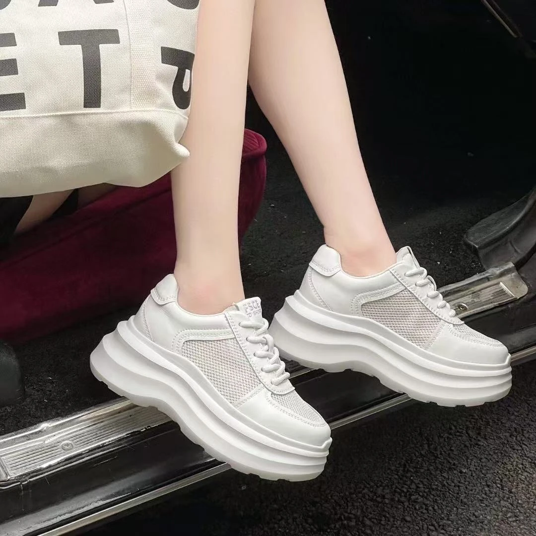 C2636  白色  春夏时尚厚底圆头系带休闲运动鞋女老爹鞋