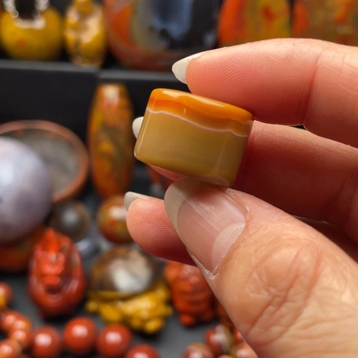 玛瑙/玉髓颈饰未镶嵌