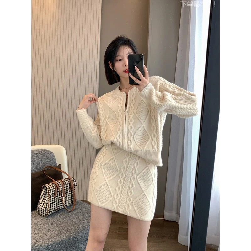 绞外穿时尚气质名媛秋冬花纹理针织毛衣开衫半身裙套装女两件套潮
