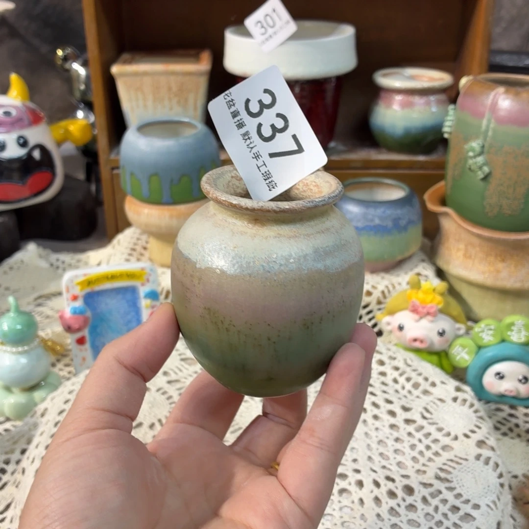 景德镇陶瓷花盆艺术