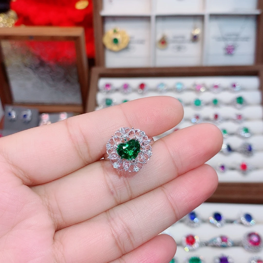 石榴石（沙弗莱）戒指18K金镶嵌1.62ct/七天无理由