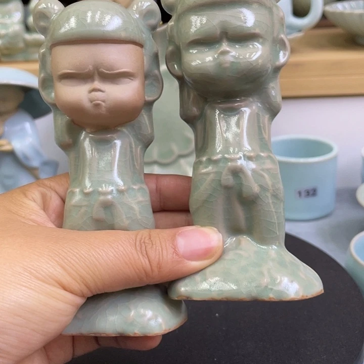 陶瓷杯子微瑕仿古绿釉