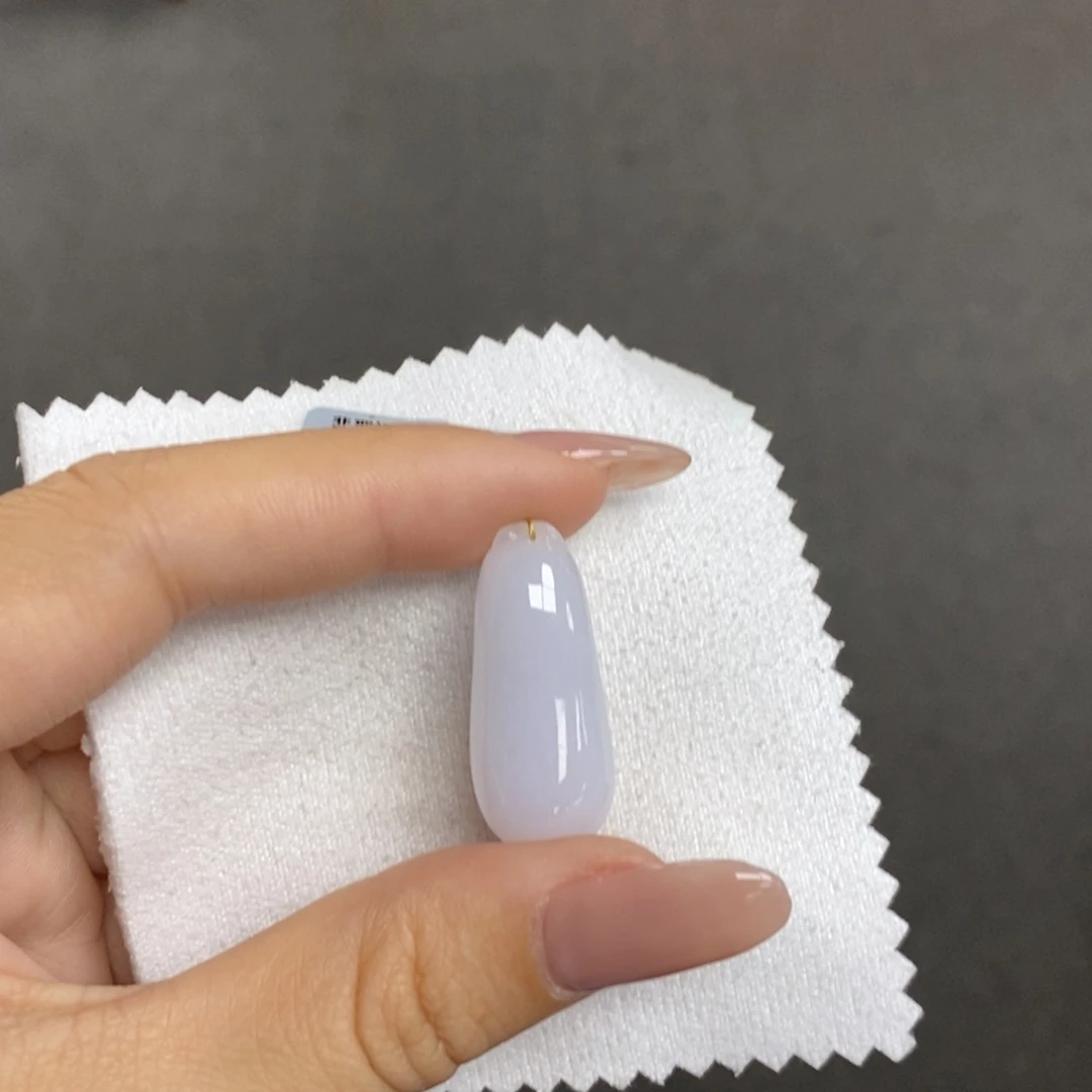 颈饰未镶嵌翡翠福瓜