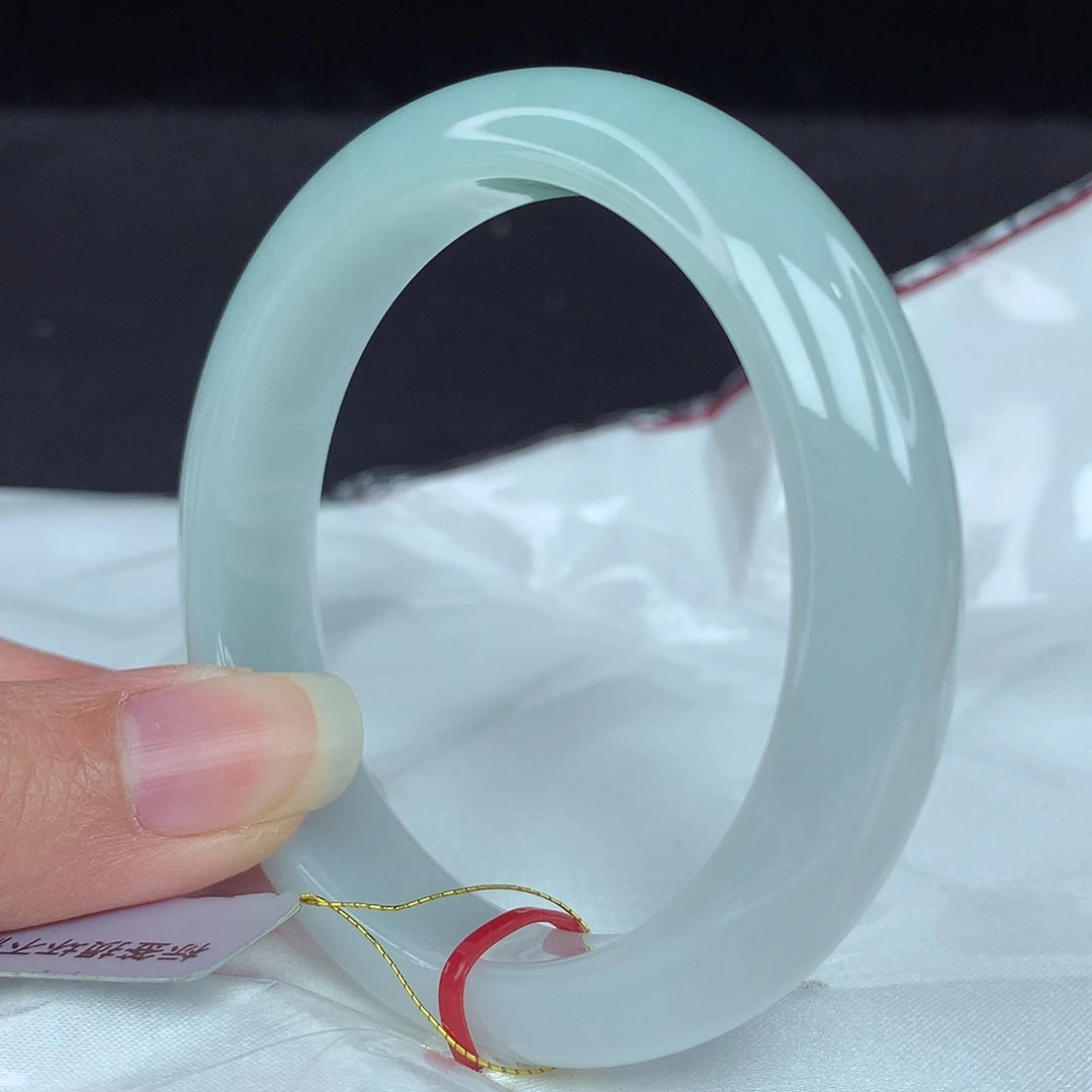 翡翠手镯未镶嵌53圈3273