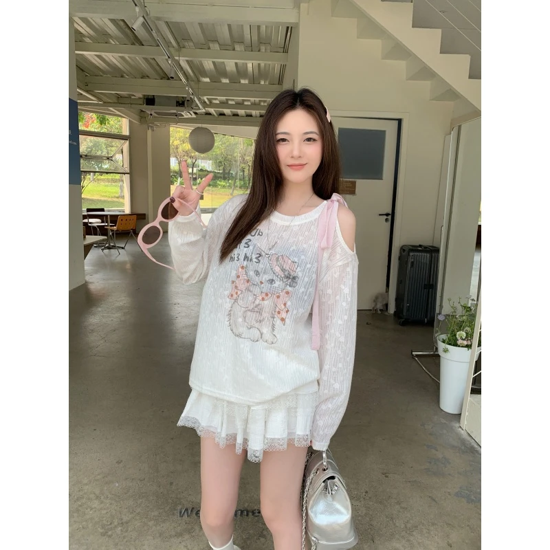 白色露肩系带猫咪印花长袖T恤女微透薄款宽松防晒罩衫设计感上衣