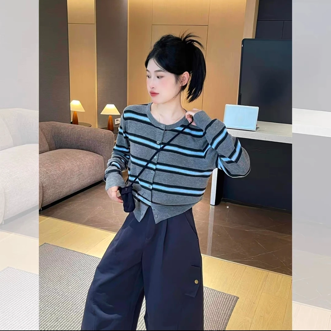 （薇薇家）韩系别致穿搭撞色条纹针织开衫外套