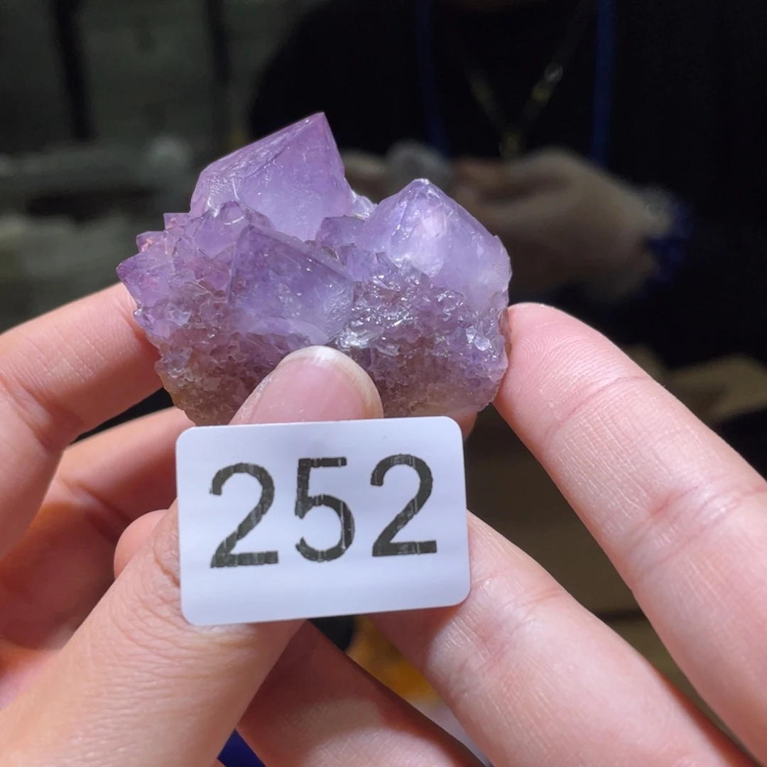 未镶嵌珠宝半成品水晶