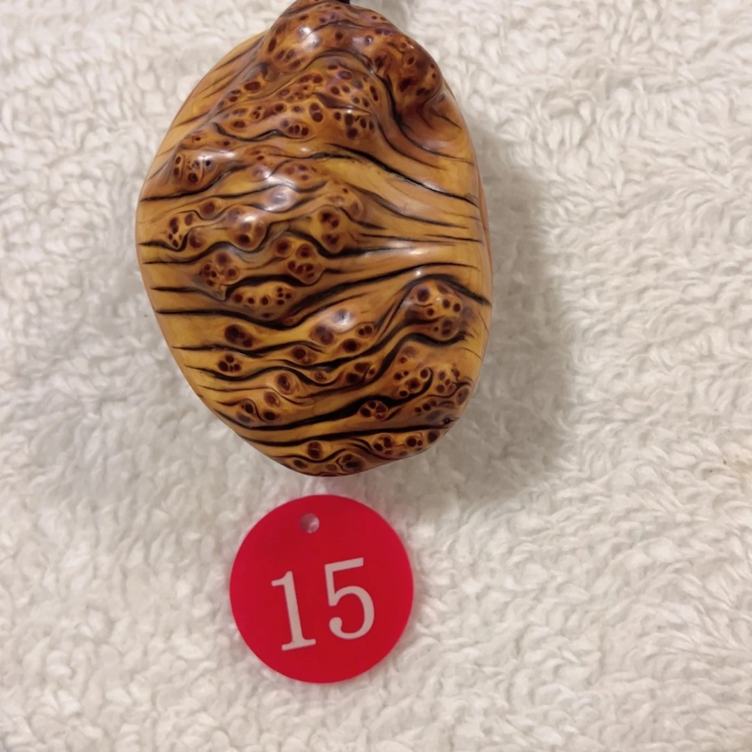 柏木（崖柏）韩太行崖柏陈化瘤把件