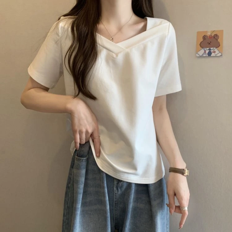 大码女装短袖韩版V领正肩T恤女夏露锁骨休闲宽松显瘦遮肉纯色上衣