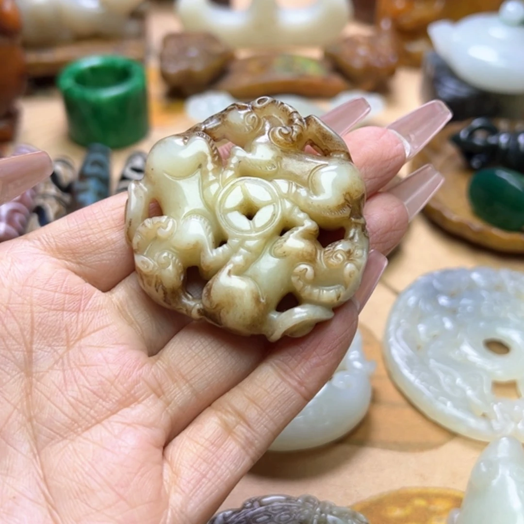 【闪购商品】蛇纹石玉颈饰未镶嵌