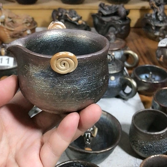 瓷片微瑕的公道的