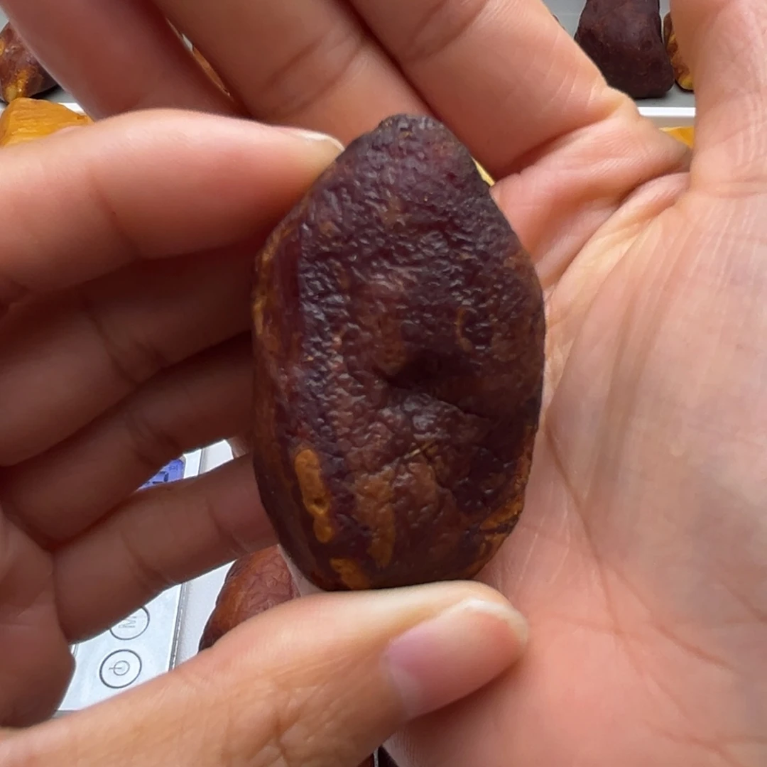 定制琥珀未镶嵌蜜蜡定制原石打孔