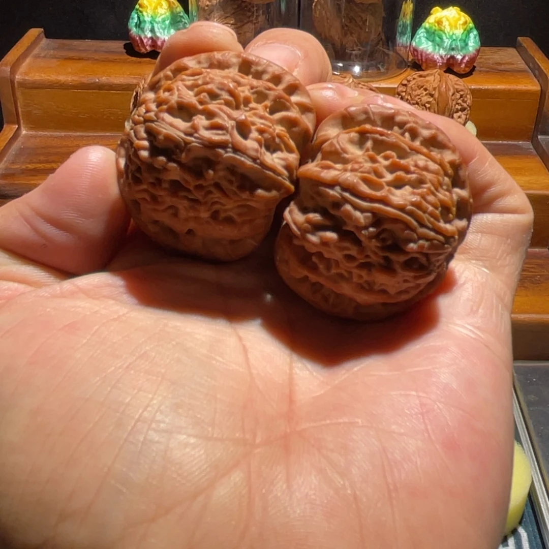 文玩核桃吊坠42全品闷白