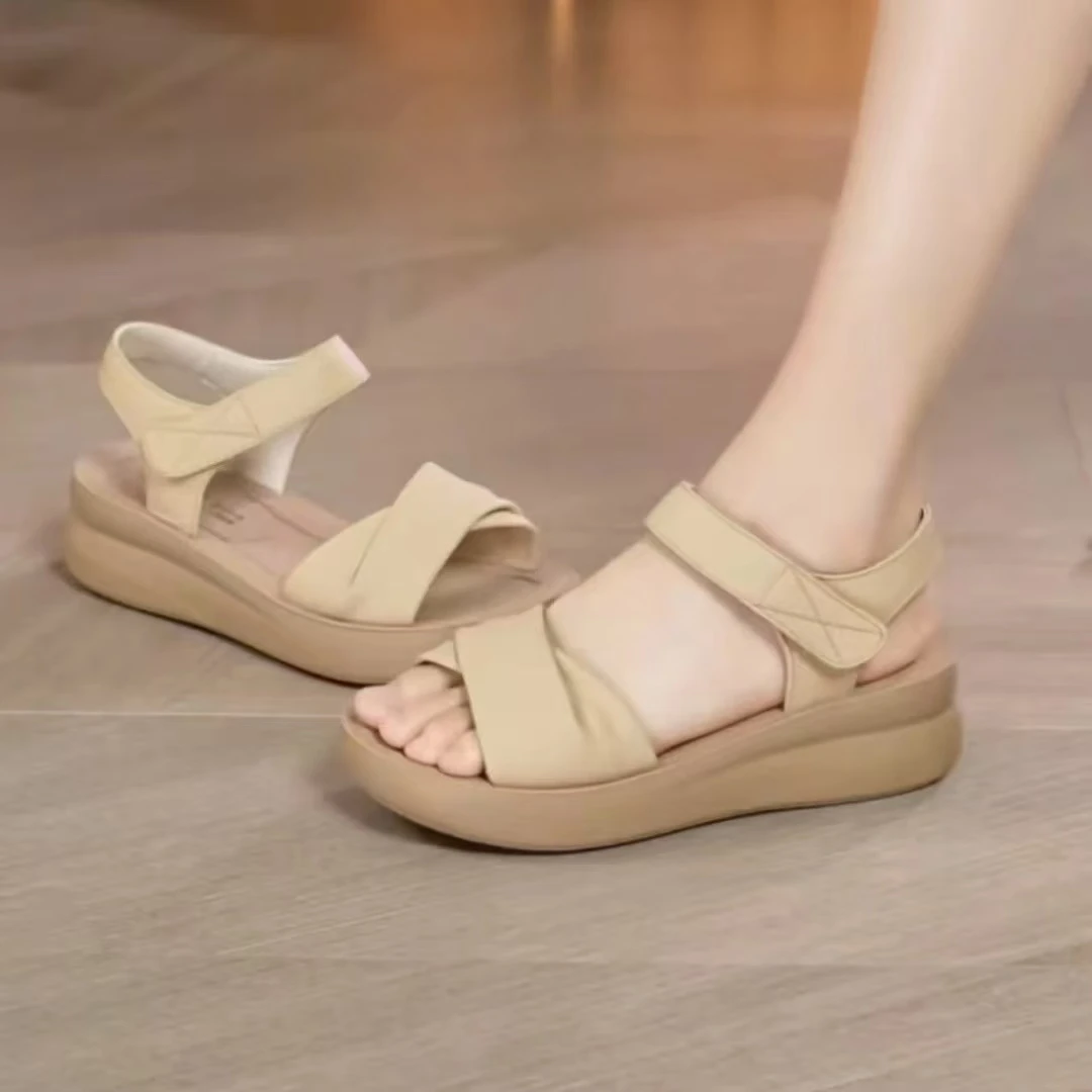 2025纯色手工一字式扣带流苏时装凉鞋仙女风防滑性感风