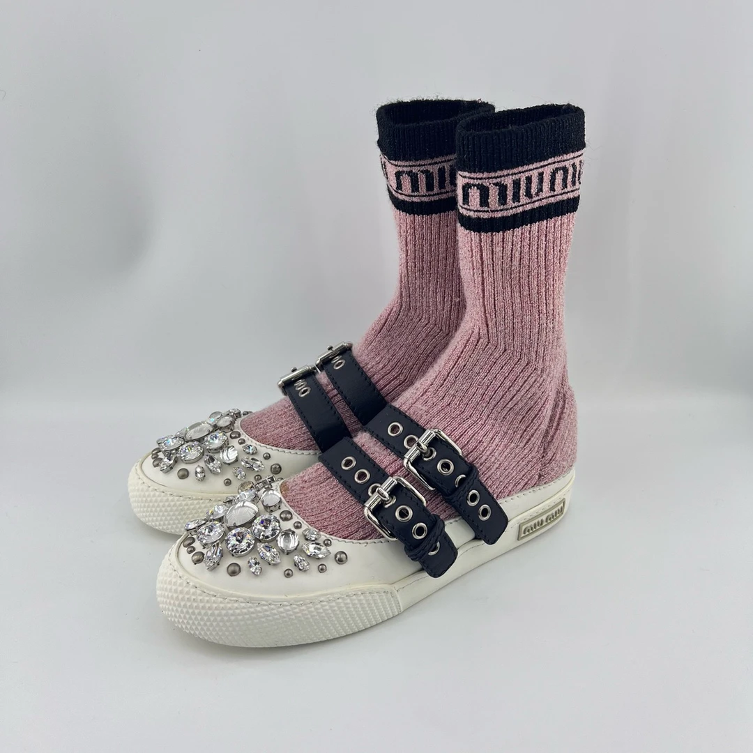 95新 MIU MIU/缪缪 36码/白色水钻宝石装饰袜套鞋靴子/12472828